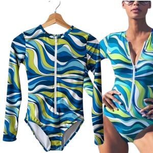 MICHAEL Michael Kors Psychedelic Blue & One-Piece Rash Guard Swimsuit Size 6